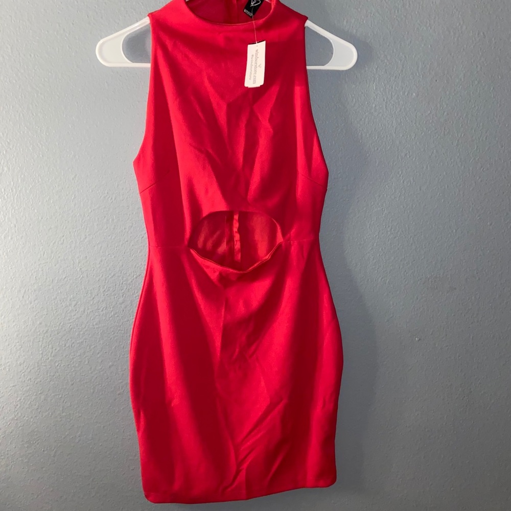 Fuchsia dress with cut out